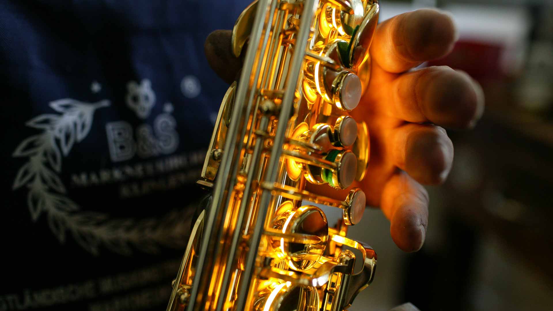 VMI vogtländische Musikinstrumenten Industrie, herstellung von Blechblasinstrumenten und saxophonen und klarinetten